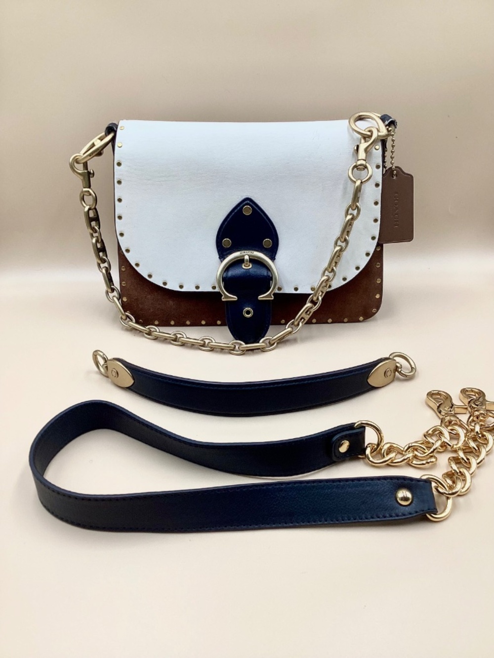 STYLISH COACH BEAT Vintage Bag! Great condition! A fashionista must have! - Picture 9 of 13